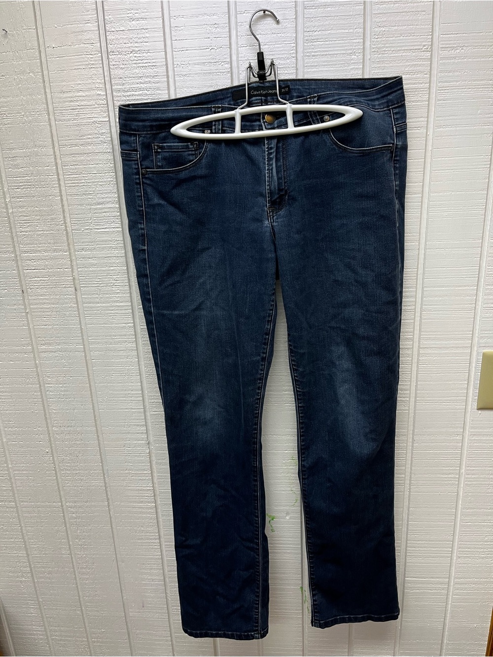 Calvin Klein Women’s Large Jeans Size 31/12 Straight Leg Denim Casual Pants